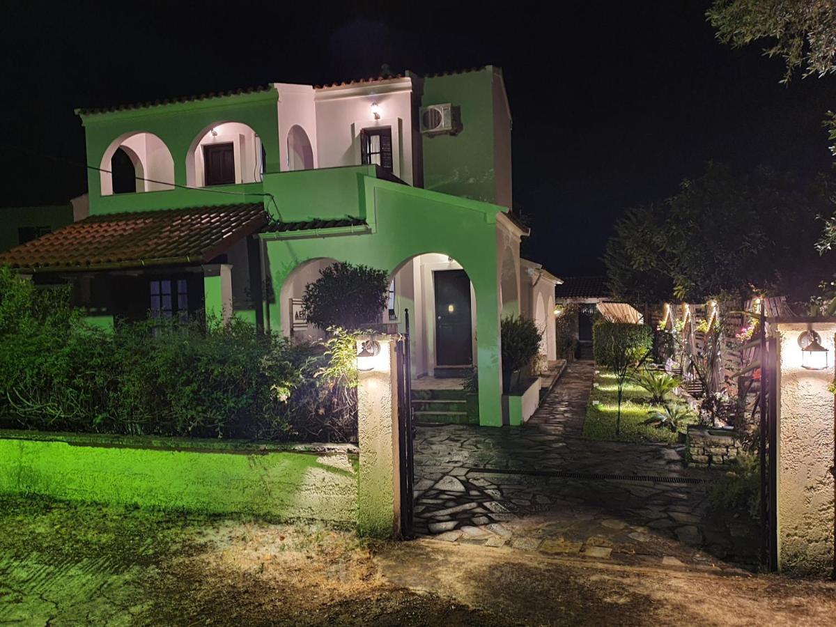 Villa Georgia อาคาราวี ภายนอก รูปภาพ