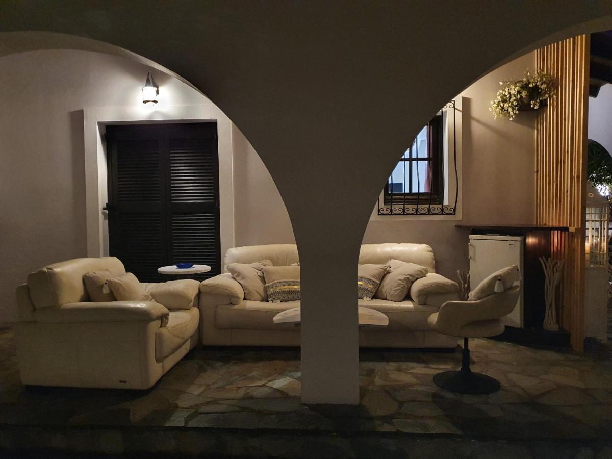 Villa Georgia อาคาราวี ภายนอก รูปภาพ